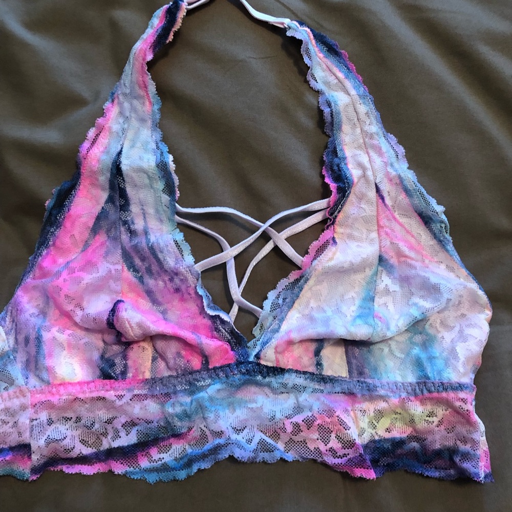 Size small tye dye lace Victoria’s Secret Bralette